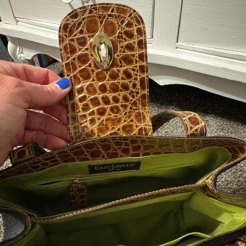 Eric Javits Black Island Tote Bag with Brown Croc-Trim and Gold Hardware - Picture 10 of 12